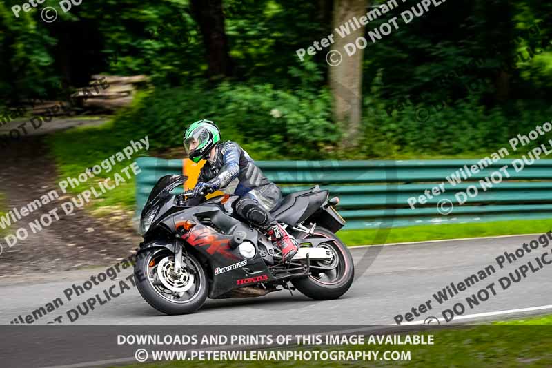 cadwell no limits trackday;cadwell park;cadwell park photographs;cadwell trackday photographs;enduro digital images;event digital images;eventdigitalimages;no limits trackdays;peter wileman photography;racing digital images;trackday digital images;trackday photos